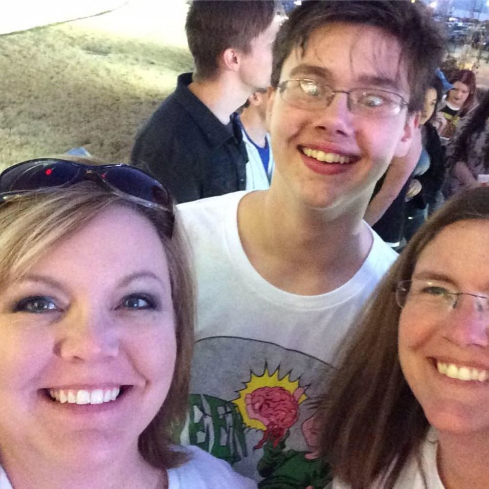 Meet your Posher, Lena